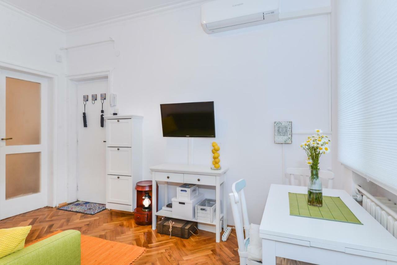 Апартаменти The Charming - One Bedroom By Flat Mаnager